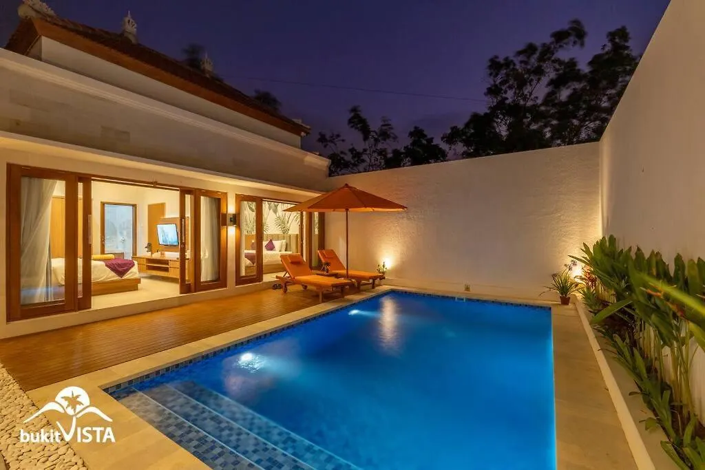 Clareen Villa Uluwatu